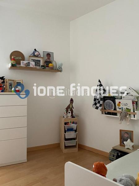 Foto 19b8cab1-b118-48d9-9af0-8511e5740293. Piso ione finques ofrece en La Serreta Rubí