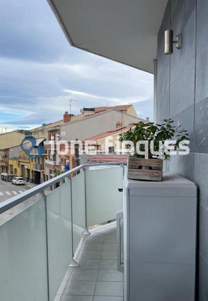 Foto 325645d6-8915-4ad3-bcaa-fb2afc8f8971. Piso ione finques ofrece en La Serreta Rubí