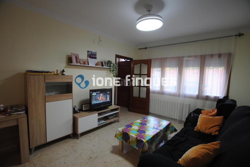 Foto 501b9222-5594-4366-976e-adc482d50a27. Chalet avec chauffage parking dans Les Fonts Sant Quirze del Vallès