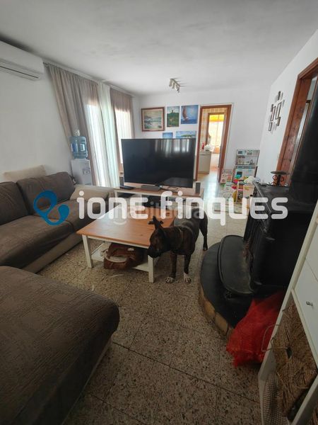 Foto 0629326a-58a3-4905-bd71-d401ed57986f. Xalet amb calefacció aparcament a Nou Vendrell Vendrell (El)