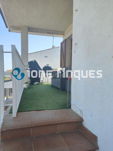 Foto 606d5cf4-89e7-4bef-af04-6e95c3dc4f94. Xalet amb calefacció aparcament a Nou Vendrell Vendrell (El)