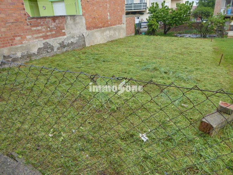 Foto e1e8d666-db74-4405-a745-bdfa39f036e0. Terreno residencial parcela en venta en Olot