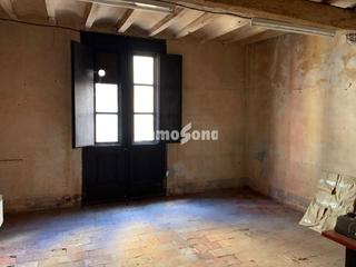 Edifici a Olot. Edificio en venta en olot