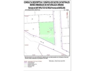 Terreny residencial a Sant Hipòlit de Voltregà. Solar en venta