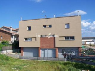 Casa a Sant Feliu Sasserra. Casa adosada en venta