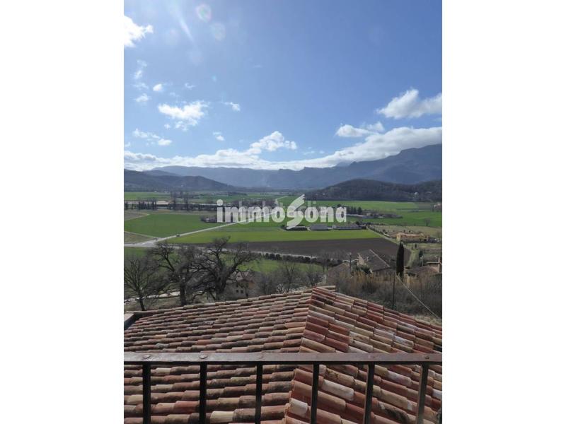 Foto 2fe5116e-e2d0-47c5-ac5a-bb570b5addc0. Haus mit parking in Vall d´en Bas (La)