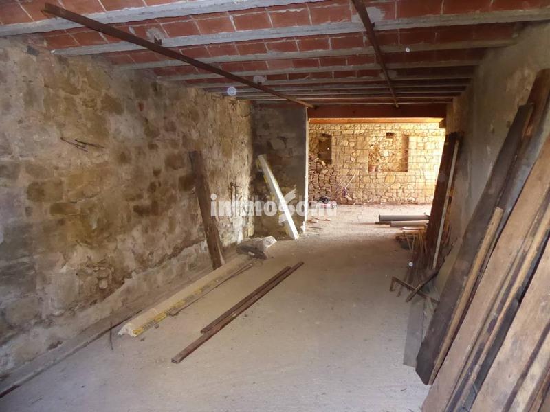 Foto f040e597-3469-427e-9893-9c7b31bd0f1a. Haus mit parking in Vall d´en Bas (La)