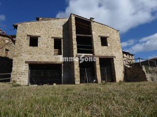 Casa a Vall d´en Bas (La). Casa de pueblo en venta en vall den bas