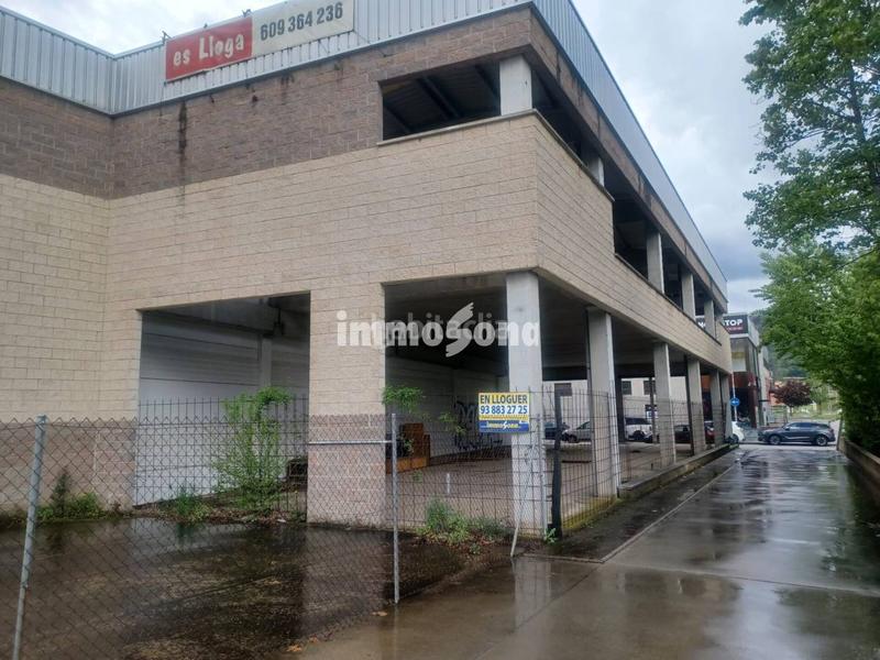 Foto d13bc9d9-d4a5-4b18-8fa9-260906e73d1d. Local comercial a Tona