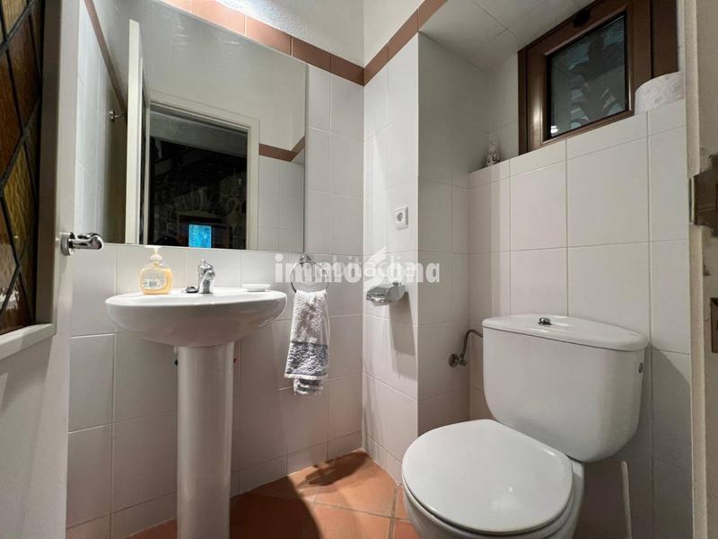 Foto 264dbee7-ef3f-4f86-afa6-ea0747c030fb. Masía masia en venta en la vall den bas en Vall d´en Bas (La)