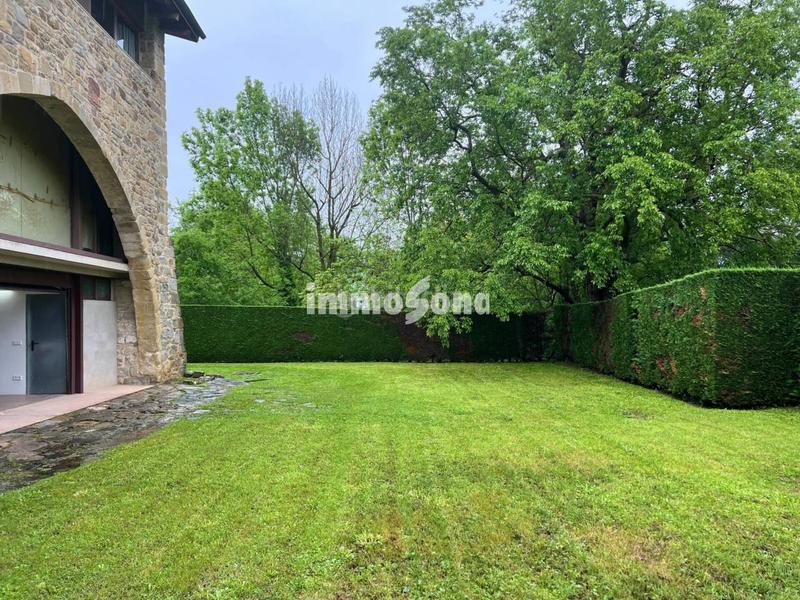 Foto b4460116-8b76-4f9a-85c4-bf068d10761f. Masía masia en venta en la vall den bas en Vall d´en Bas (La)