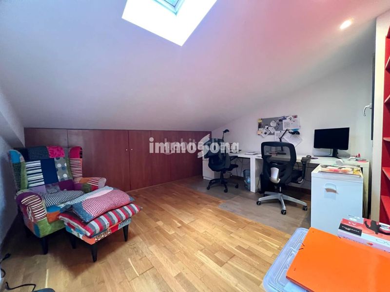 Foto 34c3c289-fe1c-4907-82e2-45f54ef3c65d. Dúplex amb calefacció aparcament a Tona