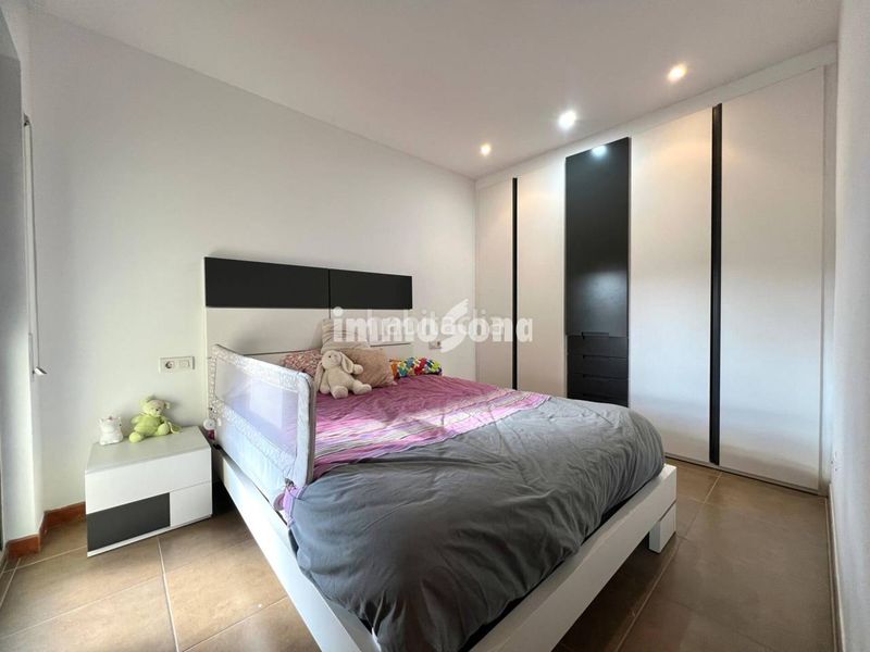 Foto a3cb21e7-e312-4522-afe2-27dbf98655f3. Dúplex amb calefacció aparcament a Tona