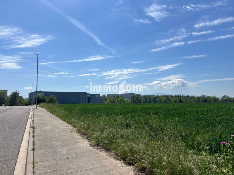Foto da5a7874-4b65-407b-a41a-496ee6f94112. Area edificabile industriale in Manlleu