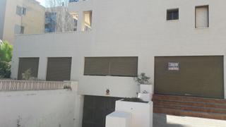 Locale commerciale in Carrer de la martineta 7. Local comercial diáfano de 516 m2 + jardín privado 395 m2.