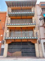 Haus in Plaça de la font 2. Edificio centro torredembarra. uso comercial y residencial