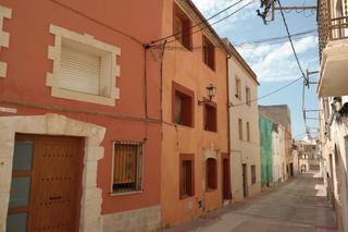 Building  Carrer montjuïc. Casa centro pueblo reformada 3 plantas con 3 viviendas