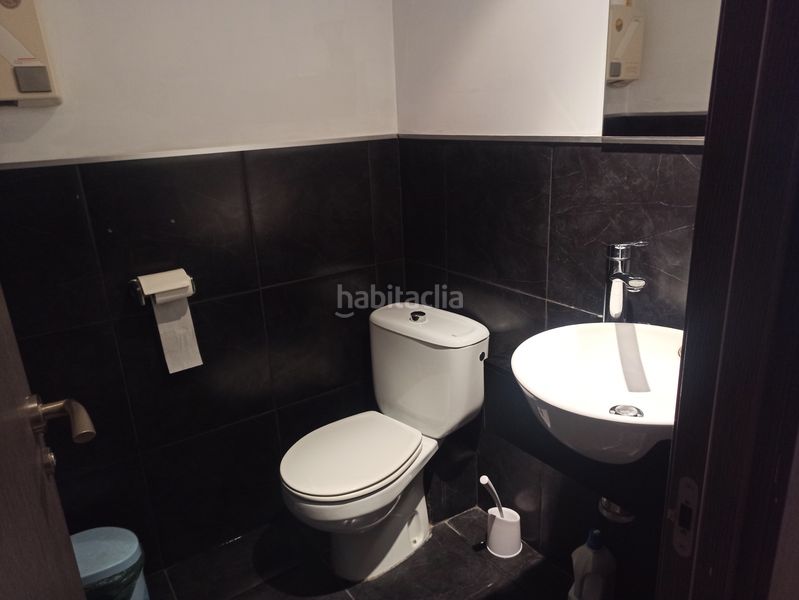 Foto 61edb13f-b48f-41d1-bab9-971222186c0a. Local comercial a Centre Torredembarra