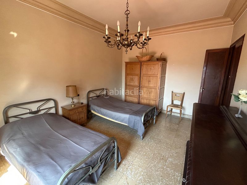 Foto b3d8732a-1ac4-4b78-9971-0a4587ddcbcd. Casa amb xemeneia aparcament a Centre Torredembarra