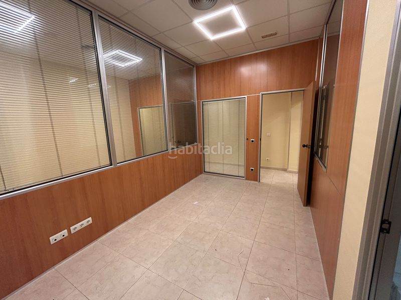 Foto dc7265a9-87d9-4344-b6d2-dc9fb2b438ad. Local comercial amb calefacció a Centre Torredembarra