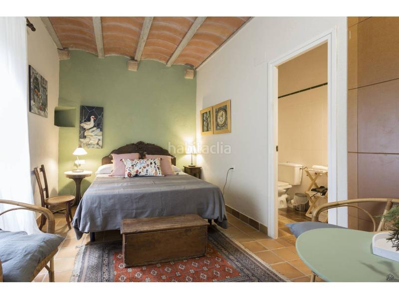 Foto 5a516eb0-9a75-4342-b1bf-cf0191b5df44. Casa masía catalana del siglo xvii en Anglès