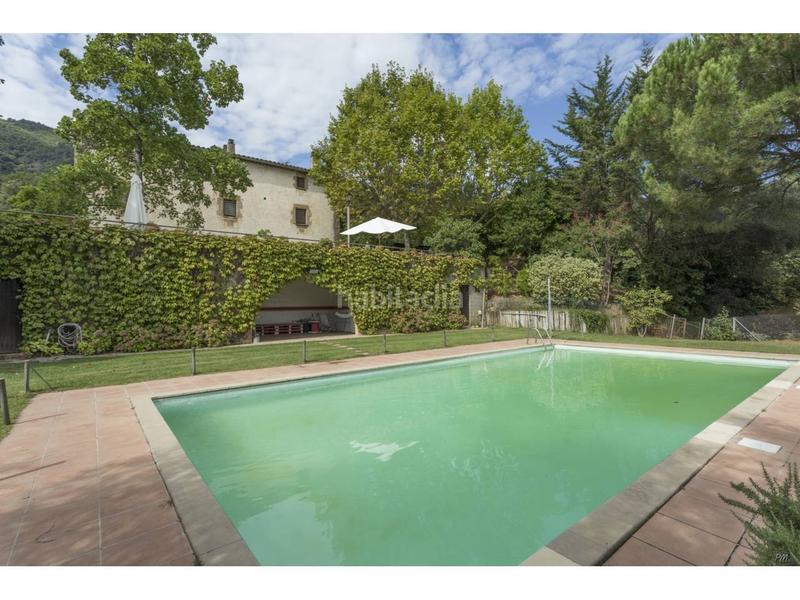 Foto bf1371b2-3ed9-4b43-a55e-26c7d495942c. Casa masía catalana del siglo xvii en Anglès