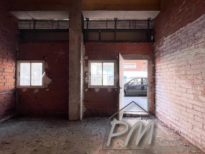 Foto c8a3dc30-e6de-47ae-9b90-3b1a7174c79d. Local comercial a Sant Narcis Girona