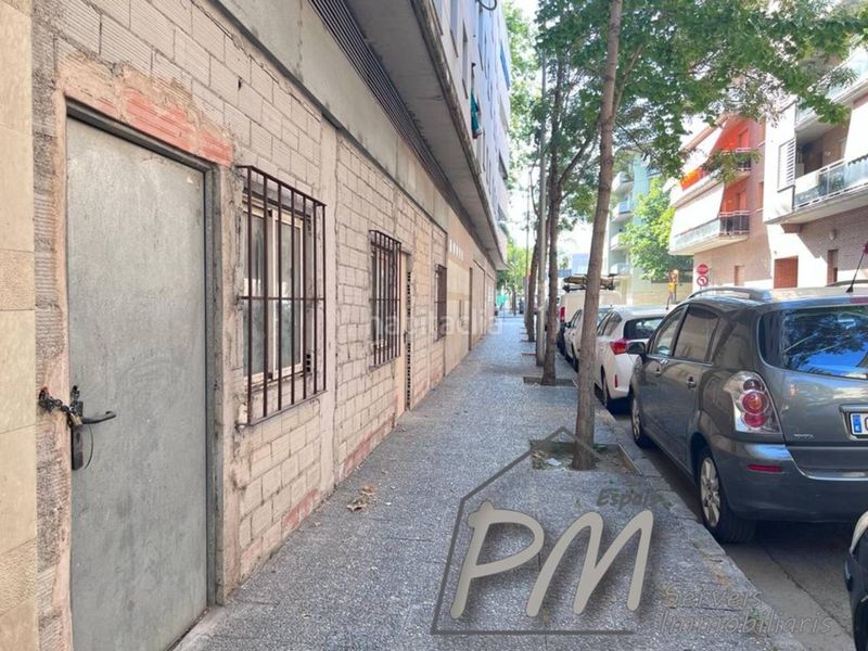 Foto e414fa44-5277-4160-ba34-c7c66c98a5b3. Local comercial a Sant Narcis Girona