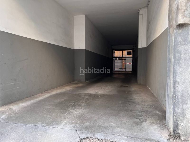 Foto 55085637-9779-4466-8632-fa8d47641e63. Aparcament cotxe a Sant Narcis Girona