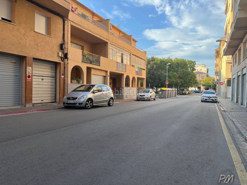 Foto d4163216-fbe4-47ce-91de-dc32d0031038. Aparcament cotxe a Sant Narcis Girona