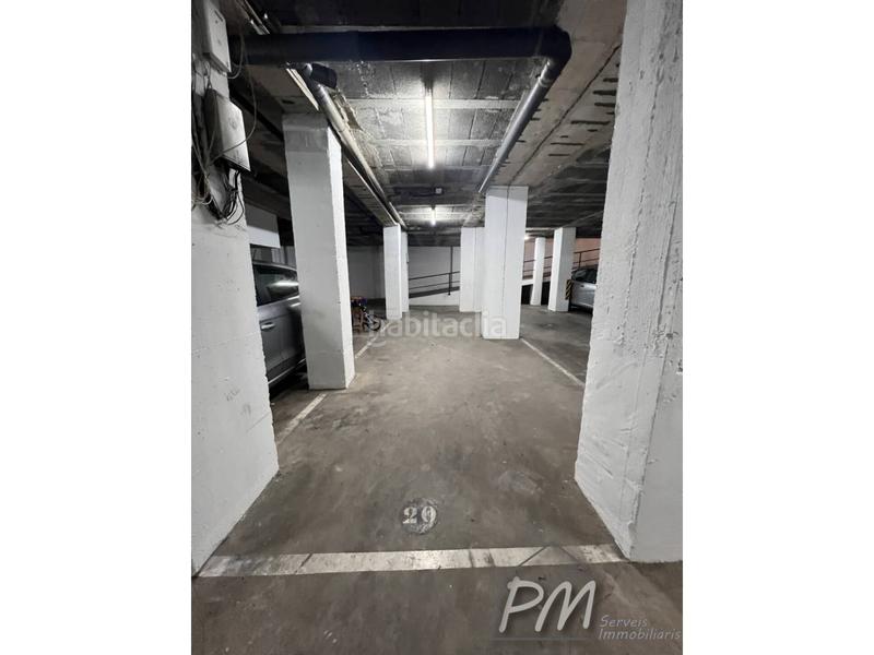 Foto f4944c53-8258-48e2-9a28-d425d4cf5304. Alquiler parking coche disponibles en alquiler aparcaminetos zona sant ponç en Girona