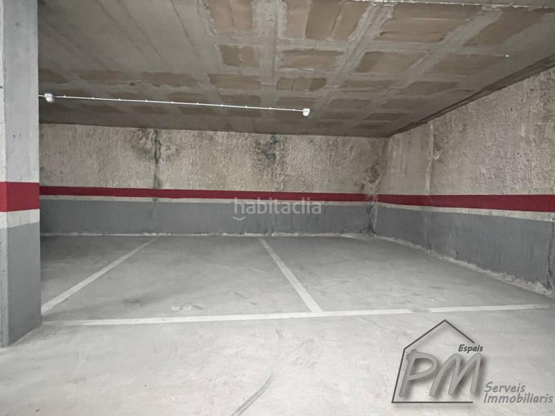 Foto 0d07eb16-da53-40ca-a935-9539b89efdc1. Alquiler parking coche aparcamiento en alquiler zona pedret en Girona