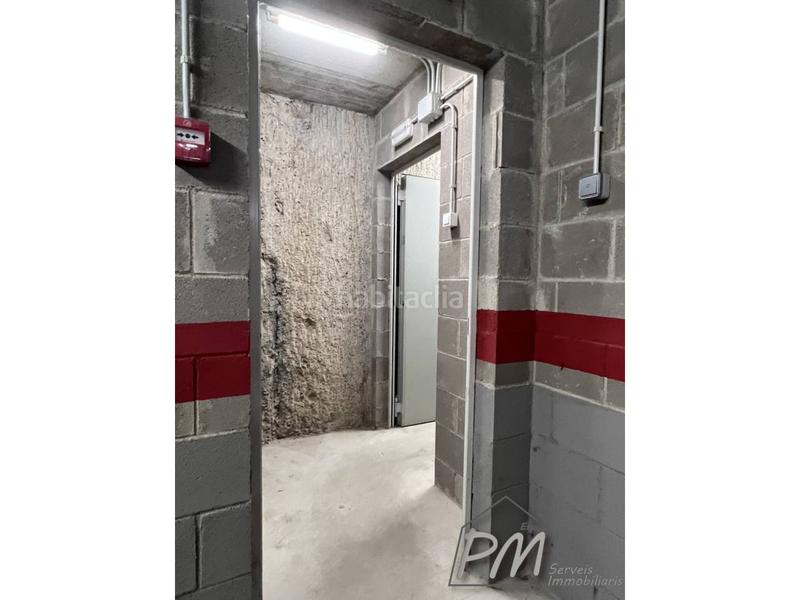 Foto 51c9dc70-9c20-407d-bedb-e5a48a42dcac. Alquiler parking coche aparcamiento en alquiler zona pedret en Girona
