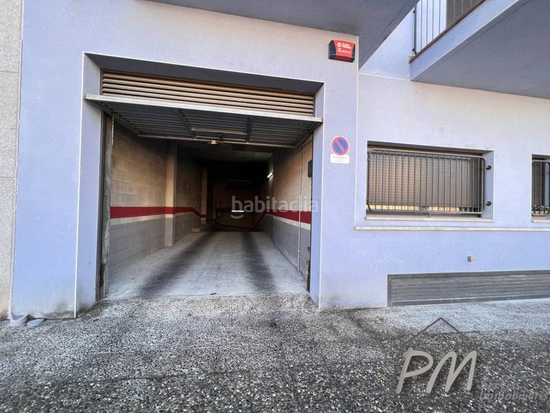 Foto 8964a275-3570-4356-a51f-0f1e564589a5. Alquiler parking coche aparcamiento en alquiler zona pedret en Girona