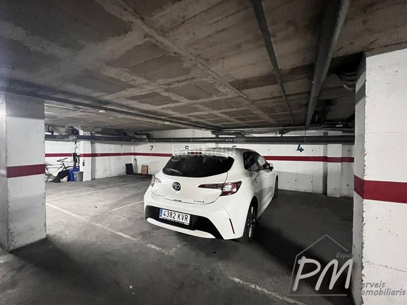 Foto 19ee60c4-991a-437e-b7c6-eee8cf345788. Alquiler parking coche aparcamiento en alquiler zona salecianos en Girona