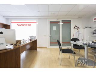 Local Comercial  Garrotxa. Local alquiler ideal oficina con almacén