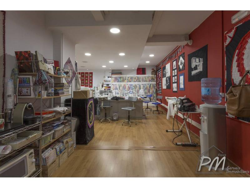 Foto 452dd643-7179-4fcd-a73e-5f2c7a0685d0. Locale commerciale in Santa Eugenia Girona