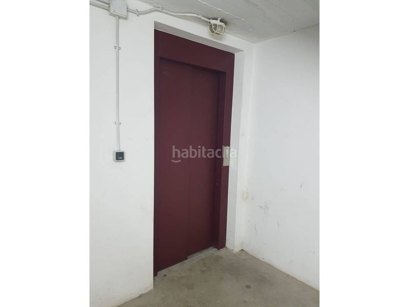 Foto 10674a08-d561-4a17-86d4-7d72b9ec0580. Aparcament cotxe a Eixample Sud-Migdia Girona