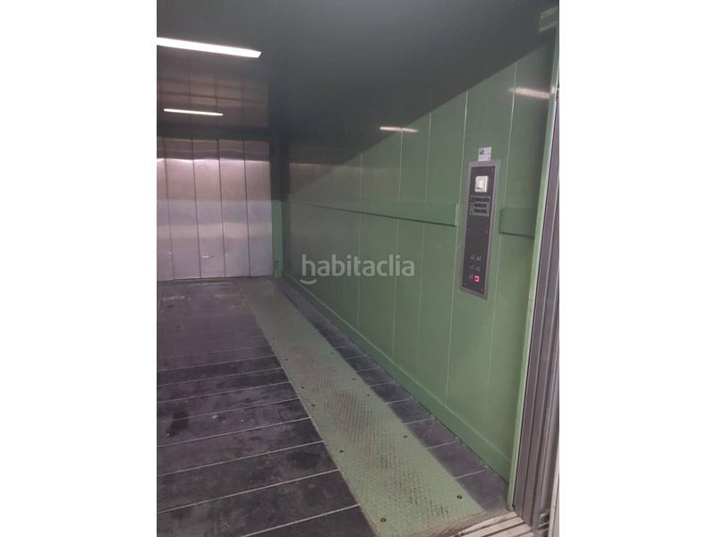 Foto b7c12751-5e14-4c9e-8498-c49d759c8935. Posto auto in Eixample Sud-Migdia Girona