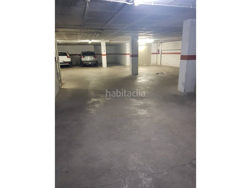 Foto dc99ac0a-8bd5-49c3-841e-1753961d28a3. Aparcament cotxe a Eixample Sud-Migdia Girona