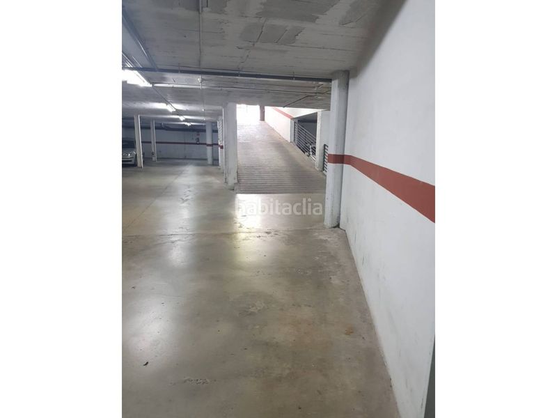 Foto e82feb20-60d0-4c67-9e74-c549bfee23b2. Aparcament cotxe a Eixample Sud-Migdia Girona