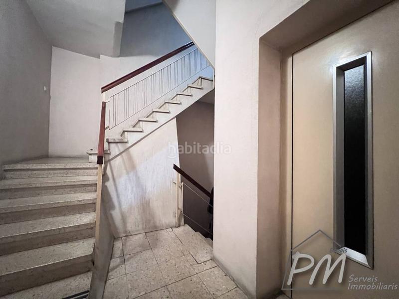 Foto 2f79eb08-cdf6-4ede-82d9-5d1d193224be. Aparcament cotxe a Eixample Nord Girona