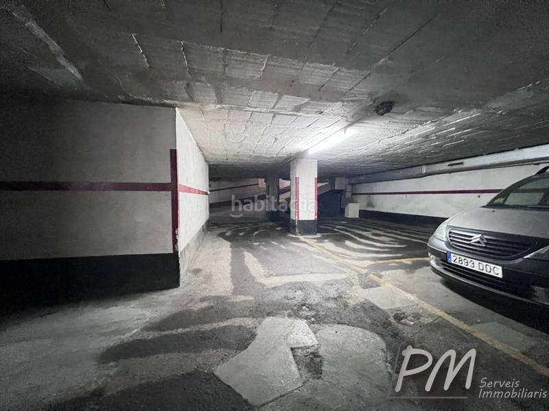 Foto 54647980-2f1e-4b0a-a271-79a1ba545ed2. Alquiler parking coche parking en alquiler en eixamplecentre para coche pequeño o motos en Girona