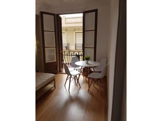 Miete Etagenwohnung in El Poble Sec - Parc de Montjuïc. Alquiler en barcelona zona poblesec