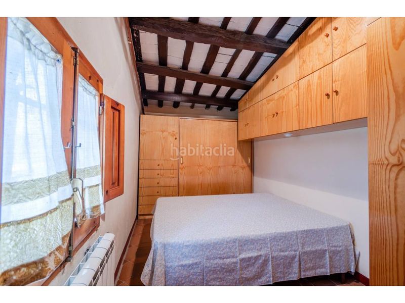 Foto a393f47e-011d-451e-9355-e488e3bb9eb5. Masia amb calefacció aparcament a Sils