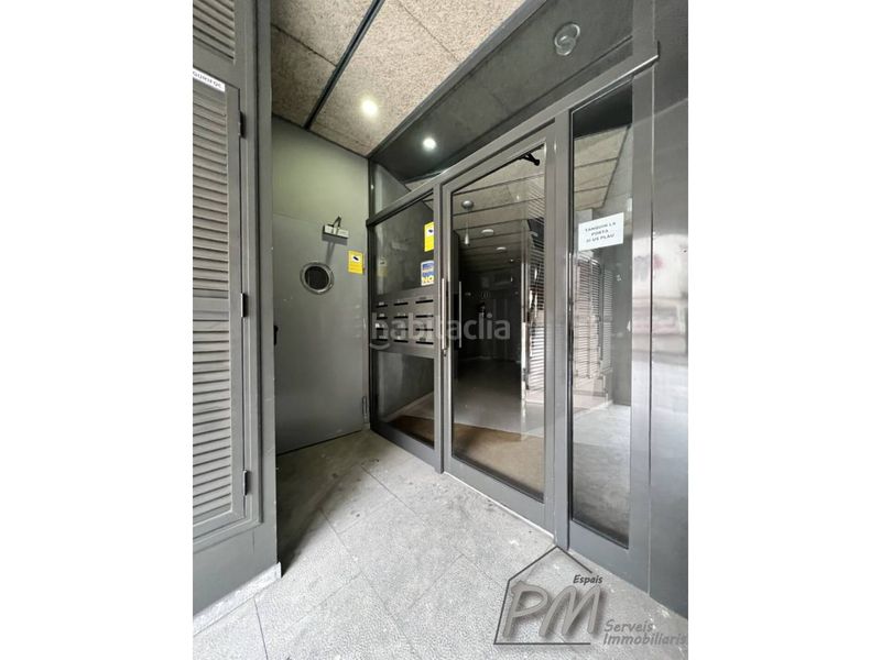 Foto 6fa70943-6897-4dc1-804d-e366c1296e92. Aparcament cotxe a Eixample Sud-Migdia Girona