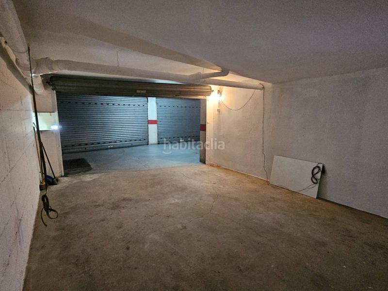 Foto e33db8d9-2f3f-4117-b1a0-cafc74c585b7. Car parking in Eixample Sud-Migdia Girona