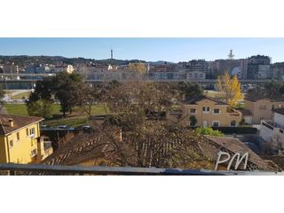 Lloguer Pis a Sant Narcis. Piso de alquiler en sant narcís vivienda