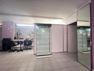 Geschäftsraum in Esport