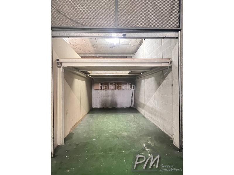 Foto e153dd53-ed9e-405d-9536-cf9f70962aac. Alquiler parking coche plaza aparcamiento en alquiler cerrada en Girona